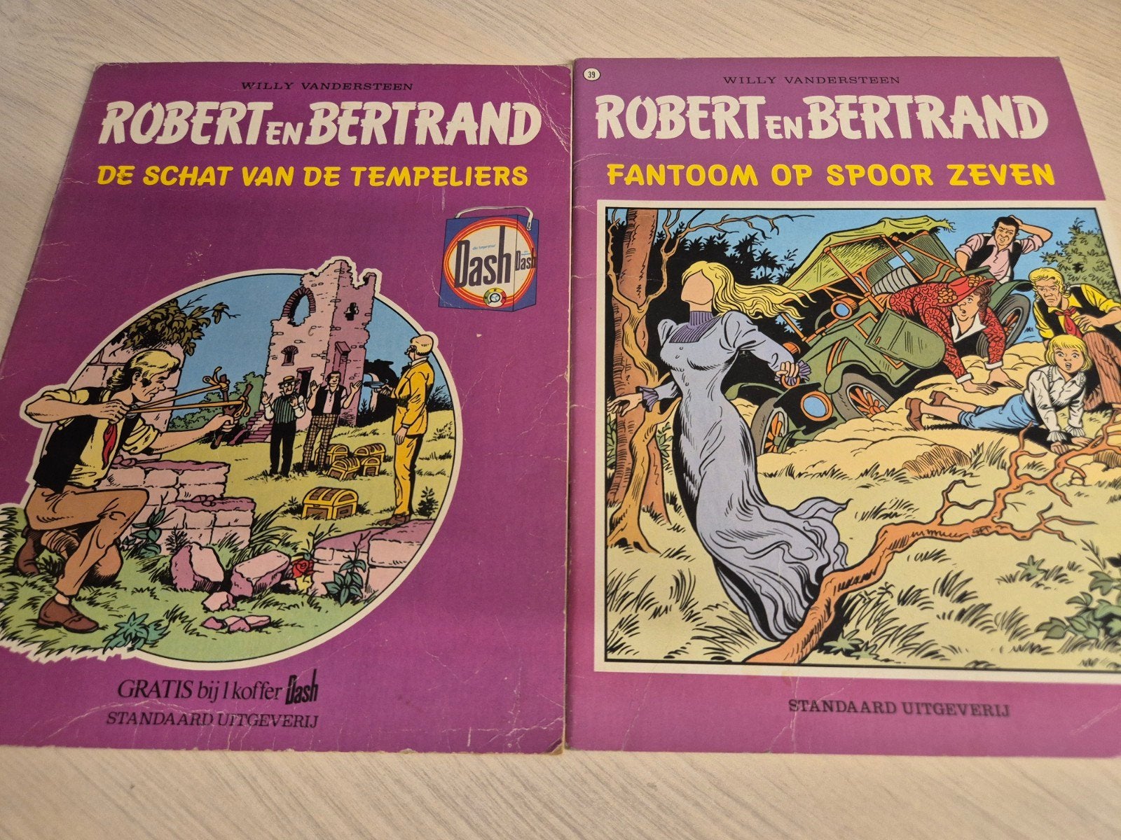 2 stuks Robert en Bertrand keurige staat Willy Vandersteen, Meerdere stripboeken, Ophalen of Verzenden, Willy Vandersteen