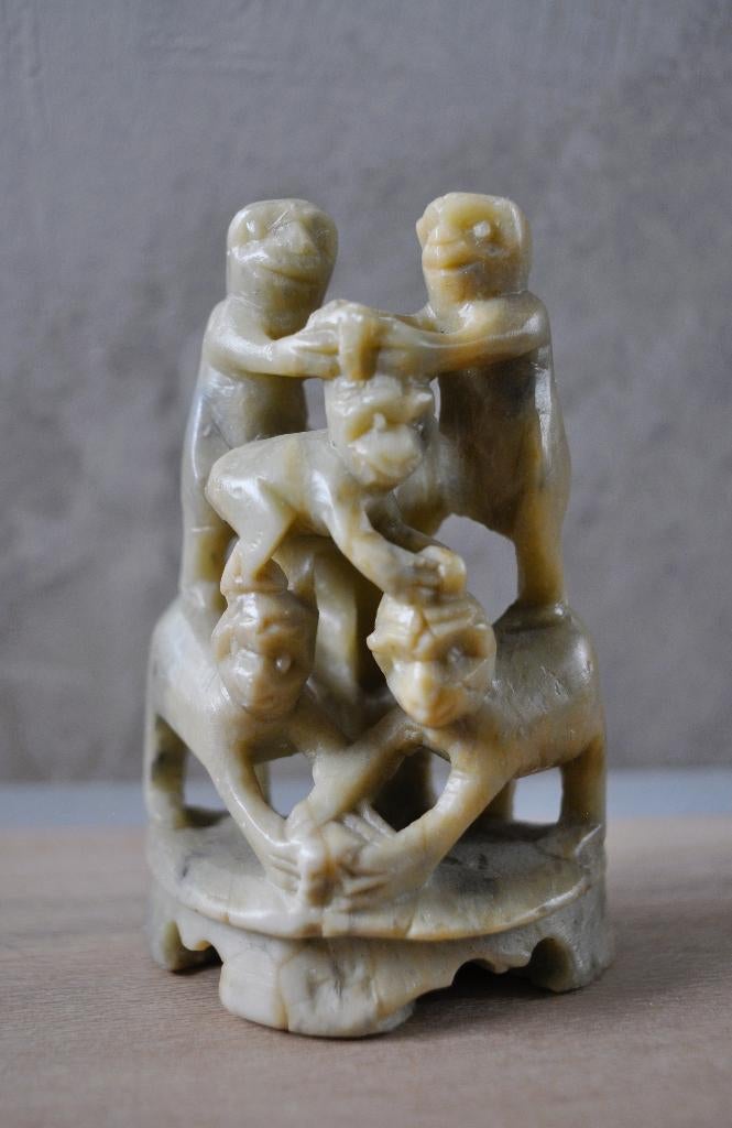 Oud KLEIN beeldje Apen Speksteen 8 cm, Ophalen of Verzenden