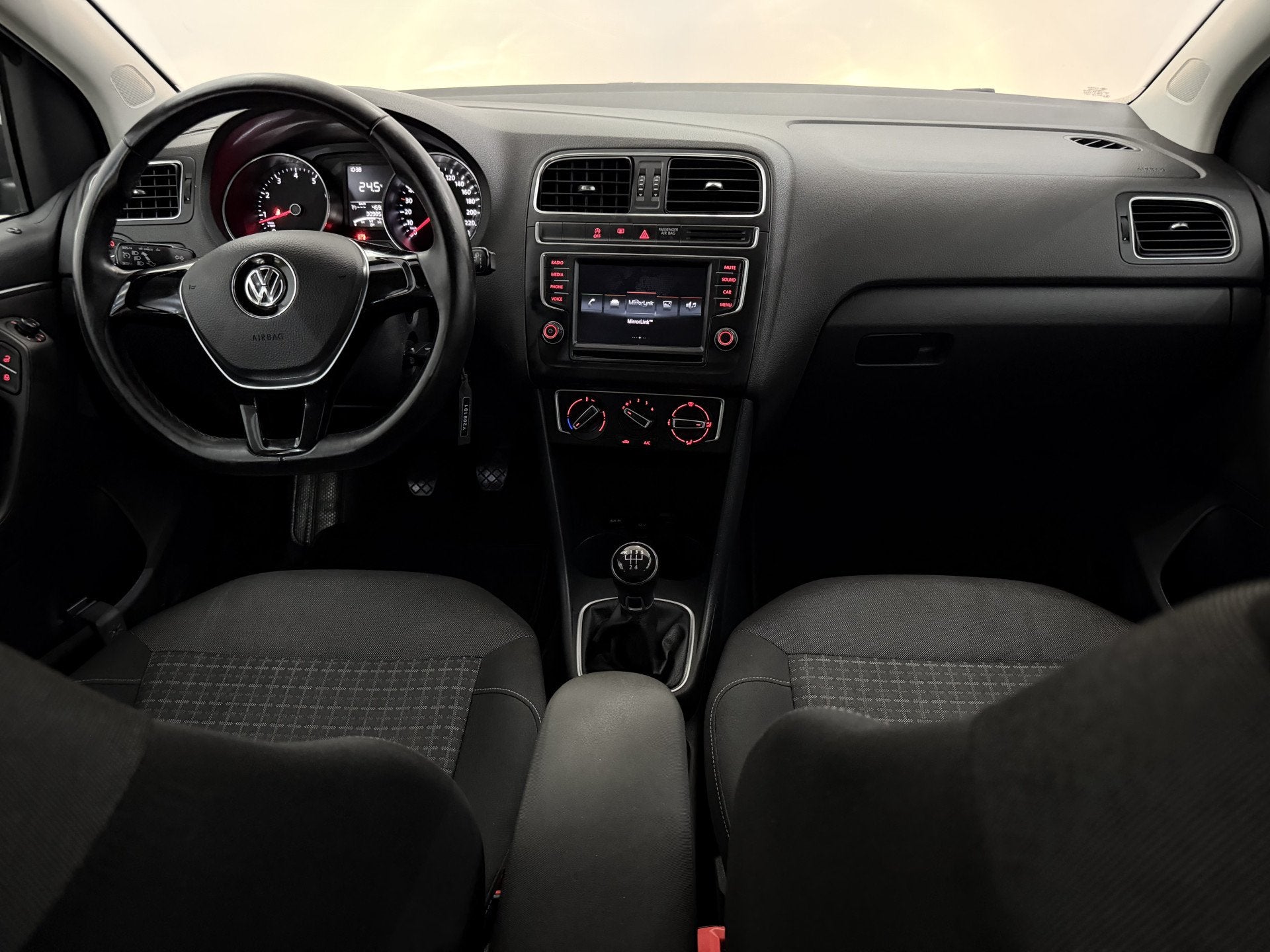 Volkswagen Polo 1.2 TSI Comfortline Airco, Cruise control, A, Stof, Euro 6, Origineel Nederlands, Bedrijf