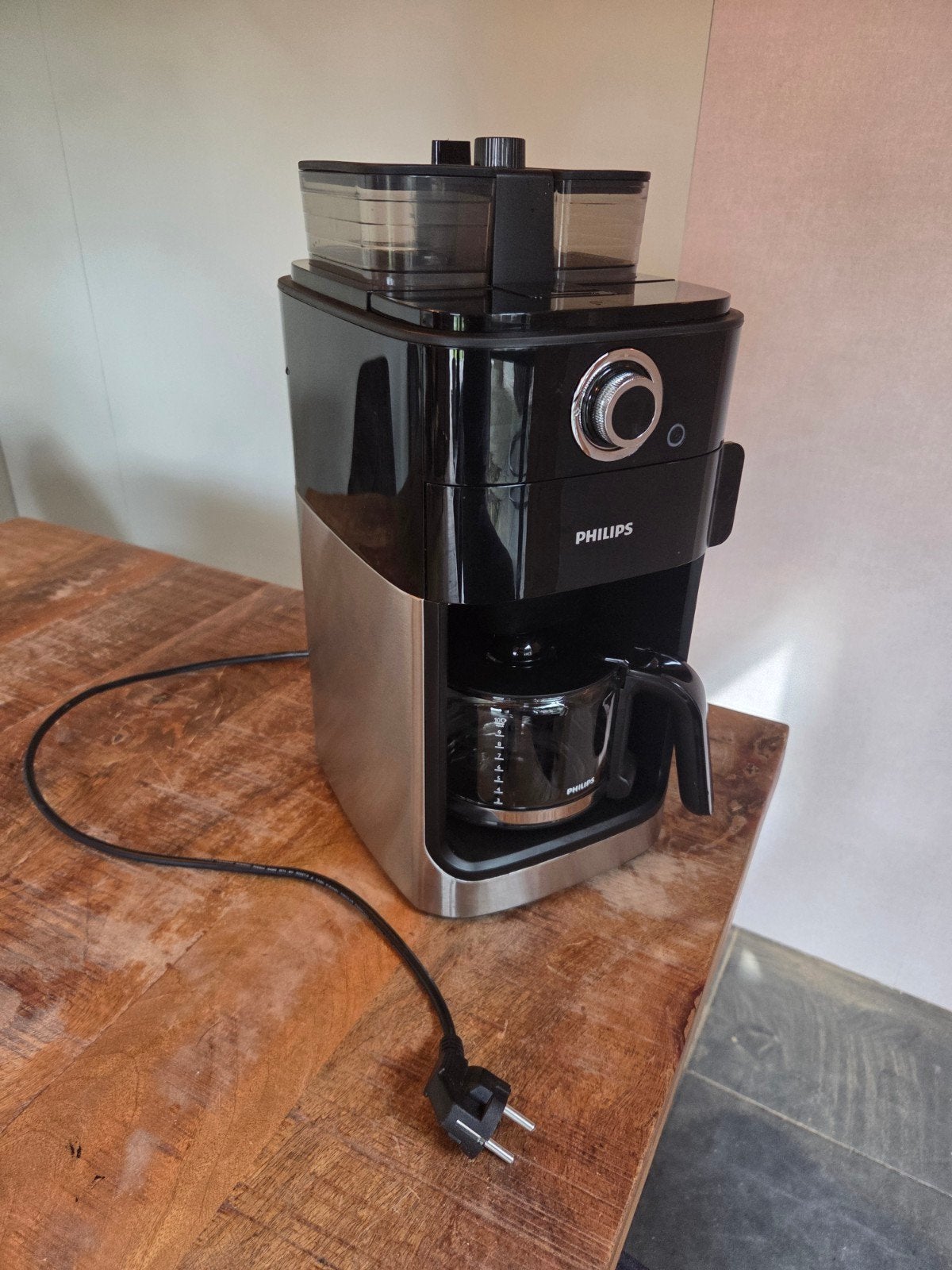 Philips Grind & Brew-koffiezetapparaat, Witgoed en Apparatuur, Ophalen, Koffiemachine, Koffiebonen, Zo goed als nieuw