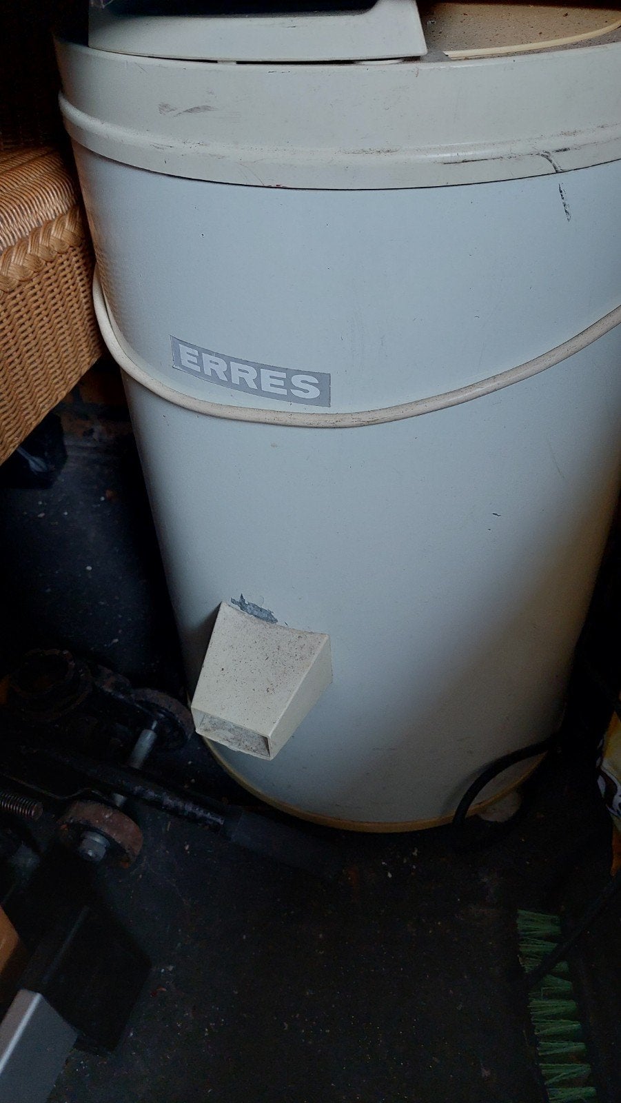 Erres Centrifuge - Compacte wasdroger, Ophalen, Minder dan 4 kg, Bovenlader, 85 tot 90 cm