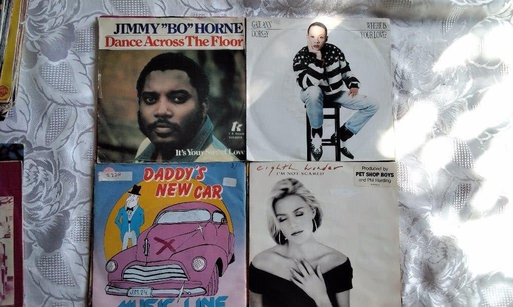 Singles Funk Hip Hop Rap Pop Disco Soul New Wave Rock 12 st, Fotohoes, Ophalen of Verzenden, Gebruikt, Overige genres