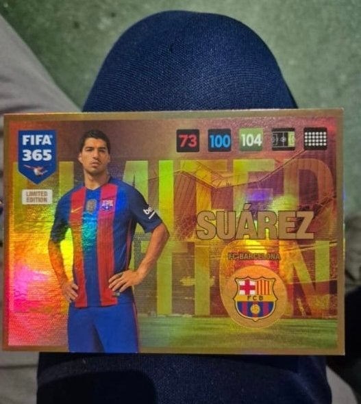 Lois Suarez FIFA 365 Limited Edition Adrenalyn XL, Ophalen of Verzenden, Zo goed als nieuw