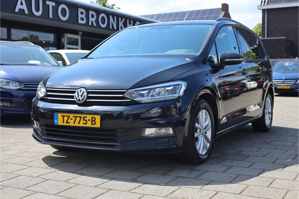 Volkswagen Touran 1.4 TSI AUTOMAAT | 7-PERS | TREKHAAK, Stof, Gebruikt, Euro 6, 4 cilinders