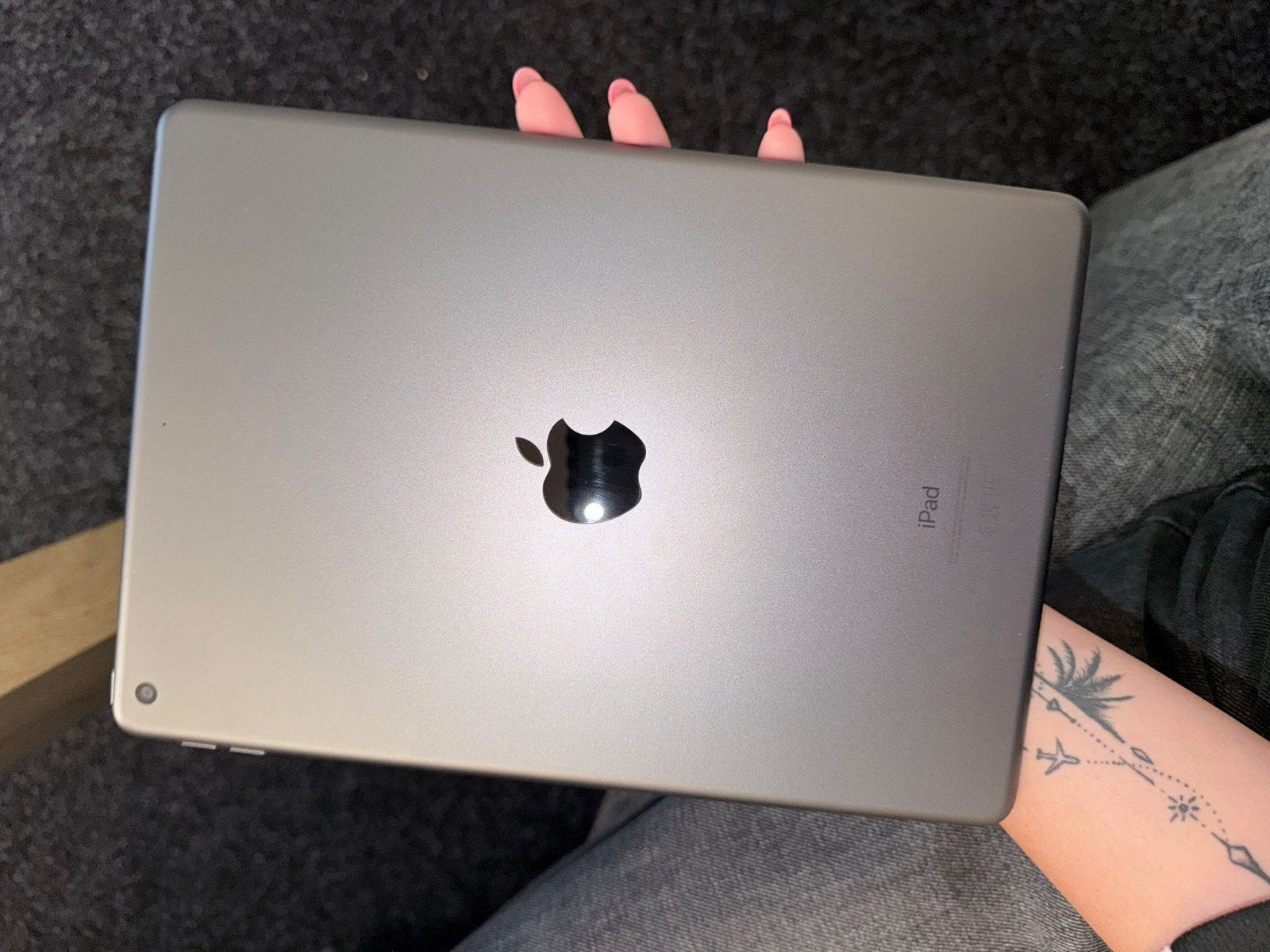 iPad 8e generatie 128 GB – Spacegrijs, Computers en Software, Apple iPads, Apple iPad, Zo goed als nieuw, Grijs, Ophalen