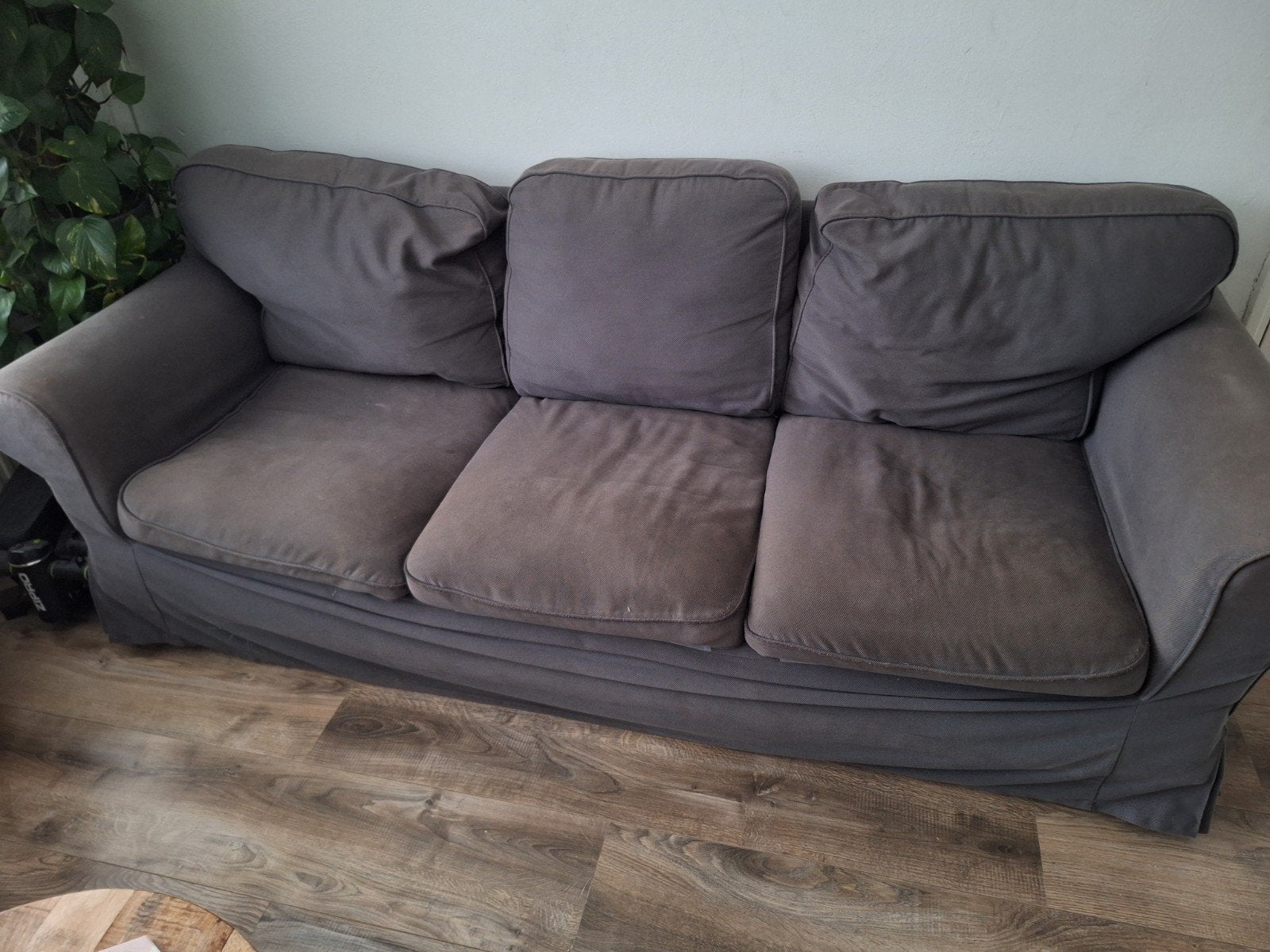 Ikea Ektorp 3-zitsbank donkergrijs (gratis af te halen), Huis en Inrichting, Banken | Bankstellen, Ophalen, Gebruikt, Driepersoons