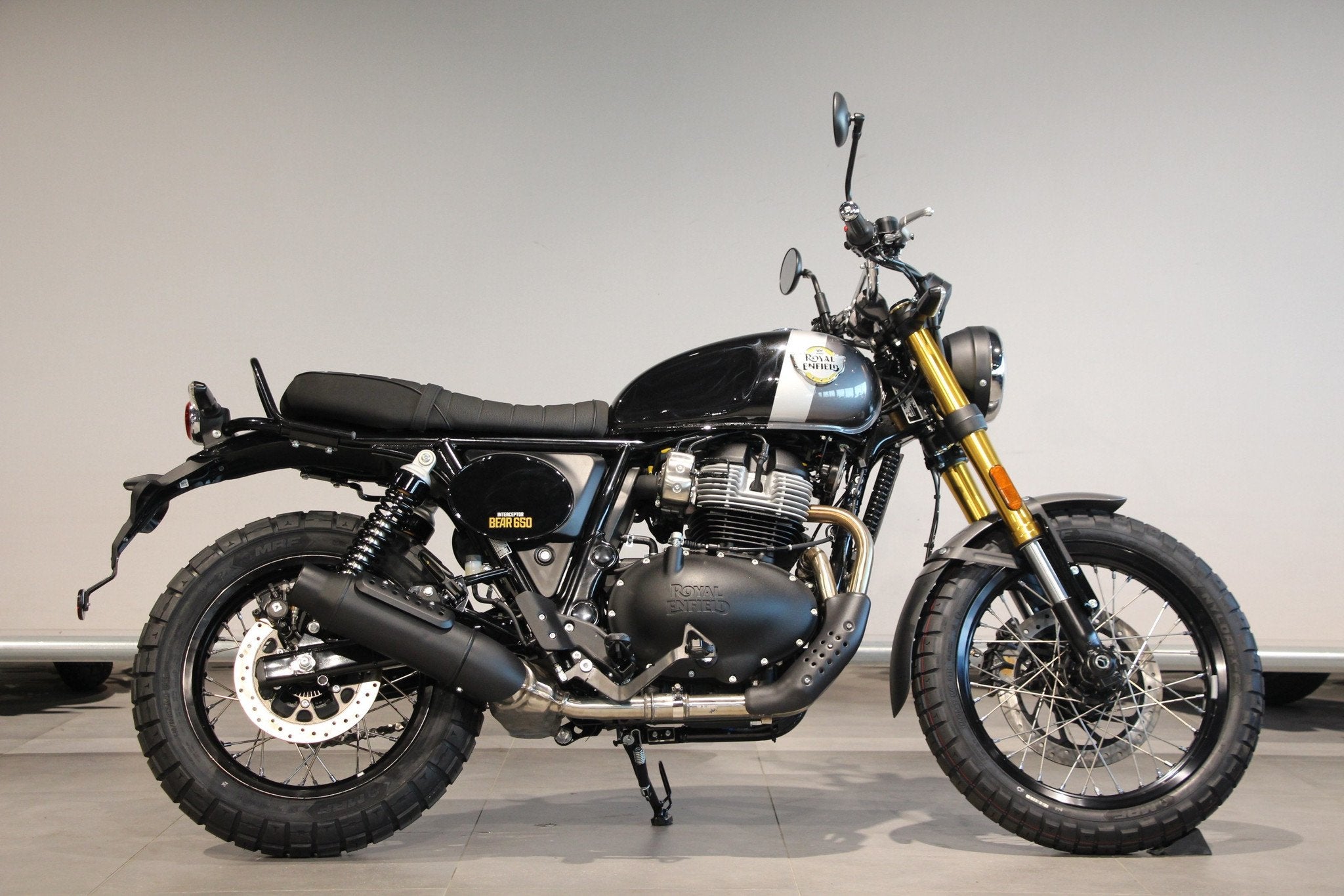 Royal-Enfield BEAR 650 (bj 2026), Lorentzlaan 14
3401 MX  IJSSELSTEIN UT, Bedrijf, Toermotor, Info@motomondo.com