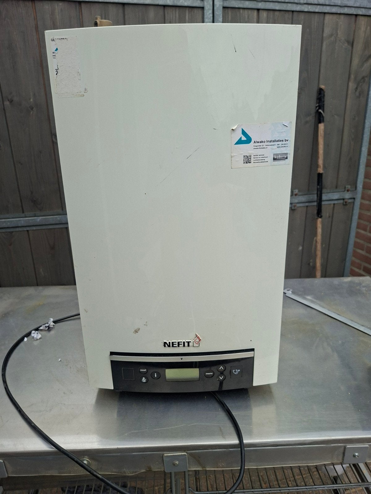 NEFIT PROLINE HRC24 CW4, Ophalen, Gebruikt, Geiser, Minder dan 20 liter