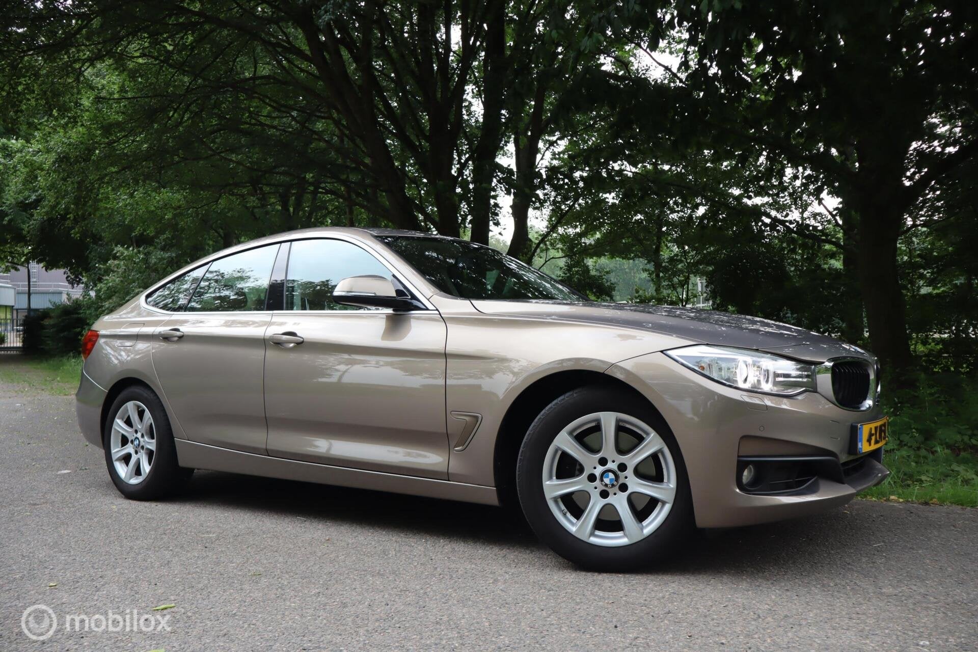 BMW 3-serie Gran Turismo 328i xDrive High Executive!, Auto's, Automaat, 15 km/l, Gebruikt, 4 cilinders