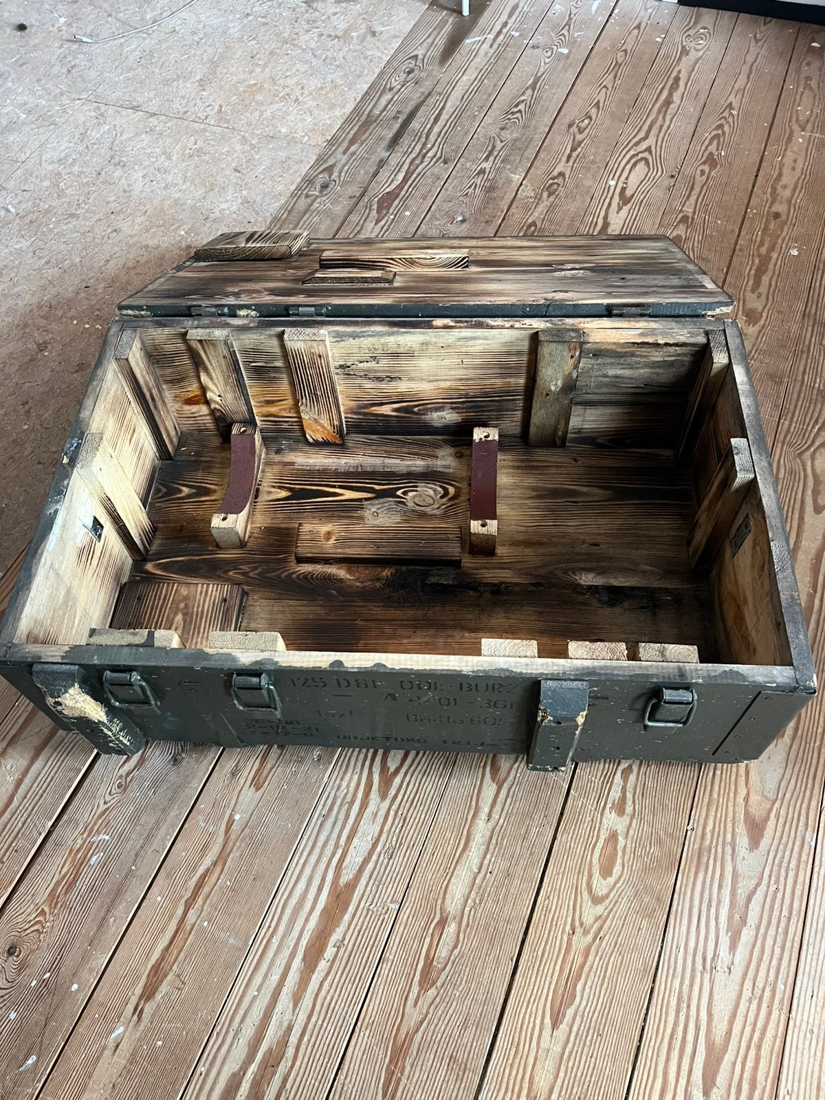 Vintage houten munitie kist, Huis en Inrichting, Ophalen of Verzenden, Gebruikt, 50 tot 100 cm, Minder dan 50 cm