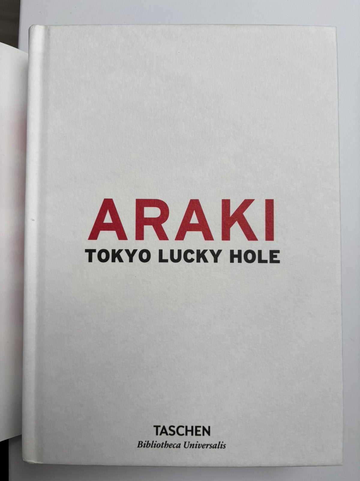 Araki – Tokyo Lucky Hole fotoboek (TASCHEN) DE / EN / FR, Ophalen of Verzenden, Zo goed als nieuw
