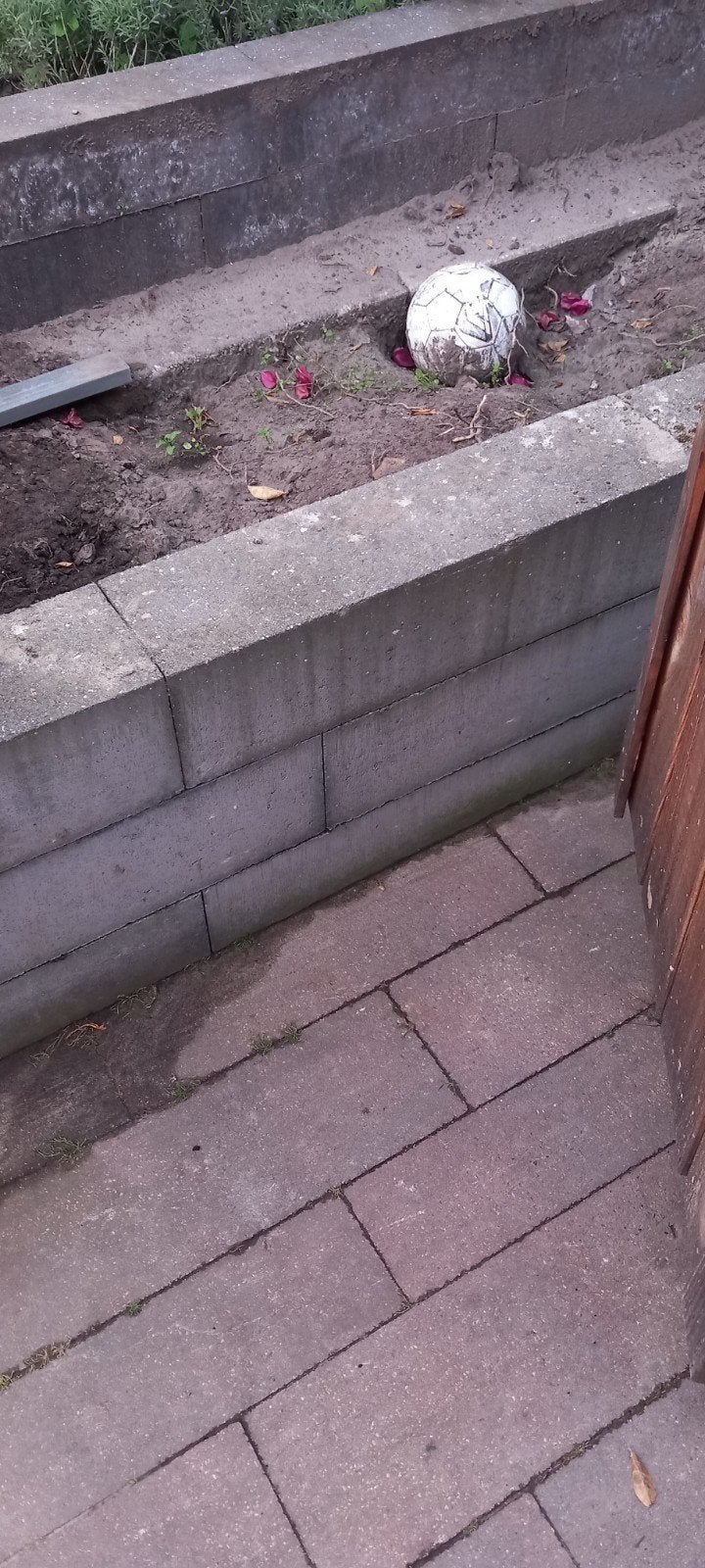 Betonnen stapelblokken/palissadebanden 25 stuks oor tuin of, Tuin en Terras, Gebruikt, Overige typen, Ophalen of Verzenden, Minder dan 5 m²