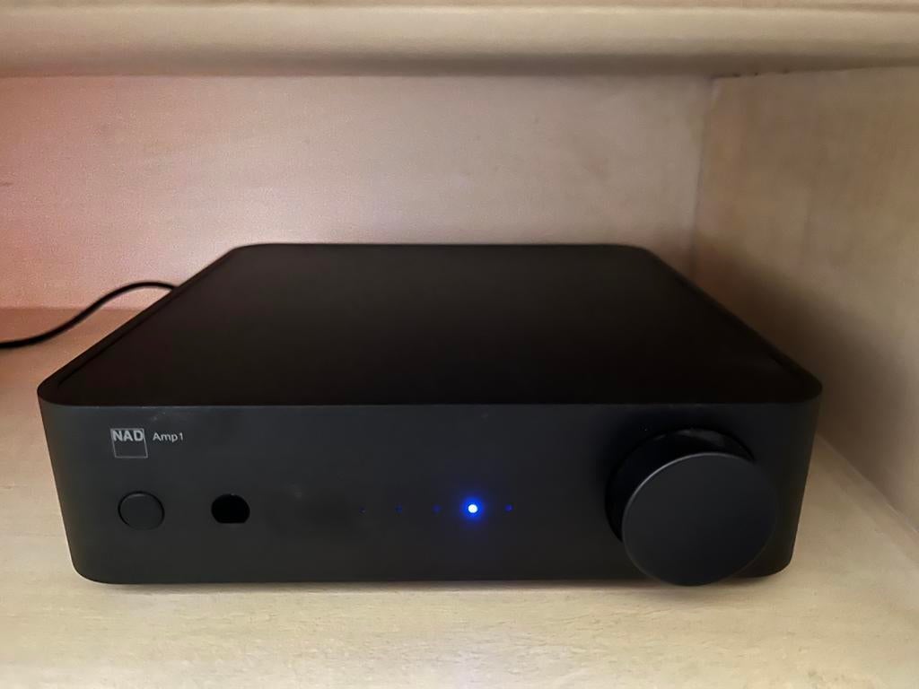 NAD Amp1 Streamer., Ophalen, Zo goed als nieuw