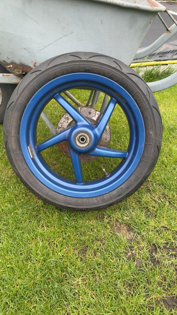 aprillia sr velg met band (goed profiel), Ophalen of Verzenden, Zo goed als nieuw, Overige typen