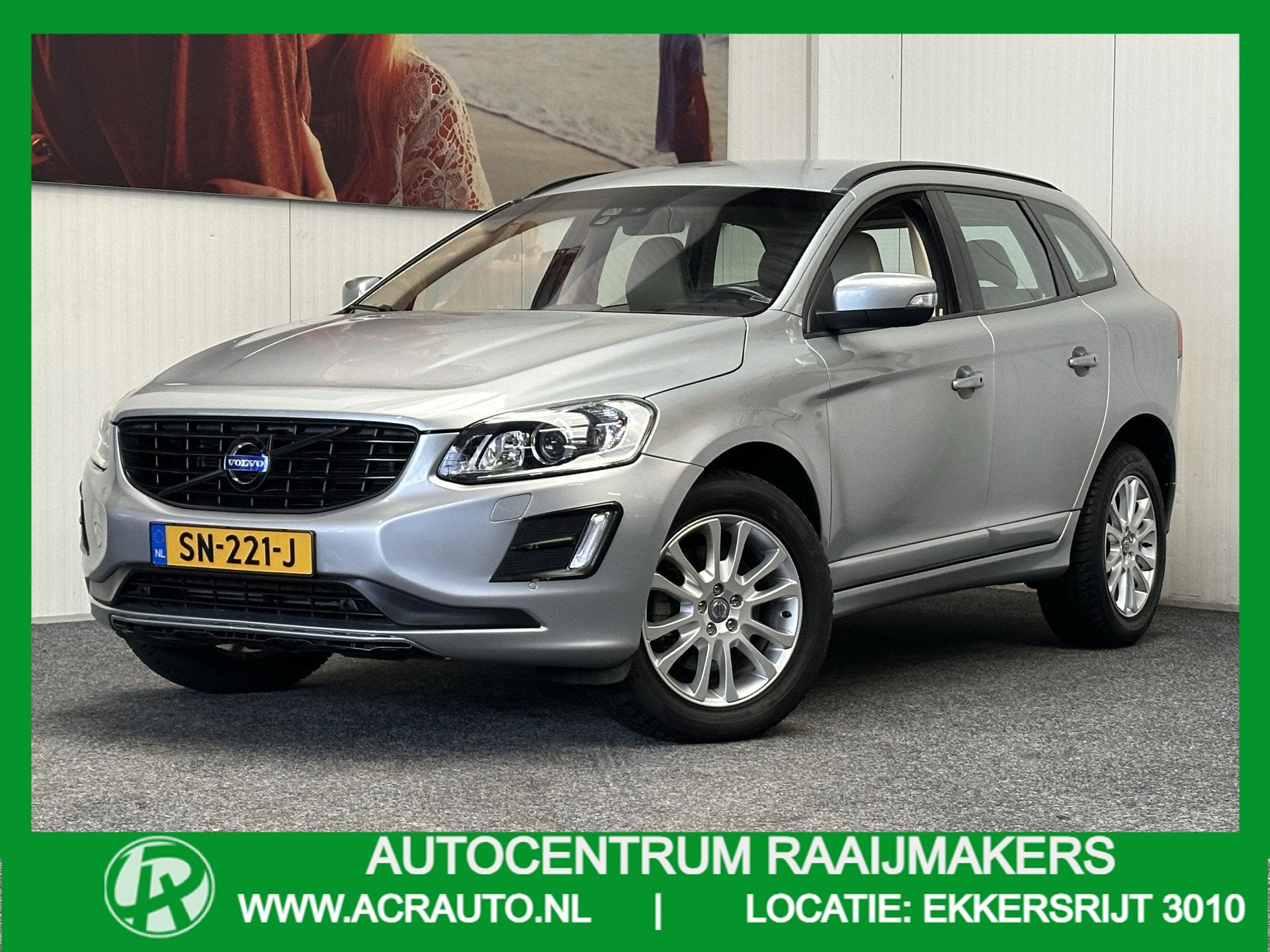 Volvo XC60 3.0 T6 AWD MOMENTUM NIEUWE APK YOUNGTIMER ! LEDER, Auto's, Volvo, Automaat, Dealer onderhouden, Gebruikt, 2000 kg