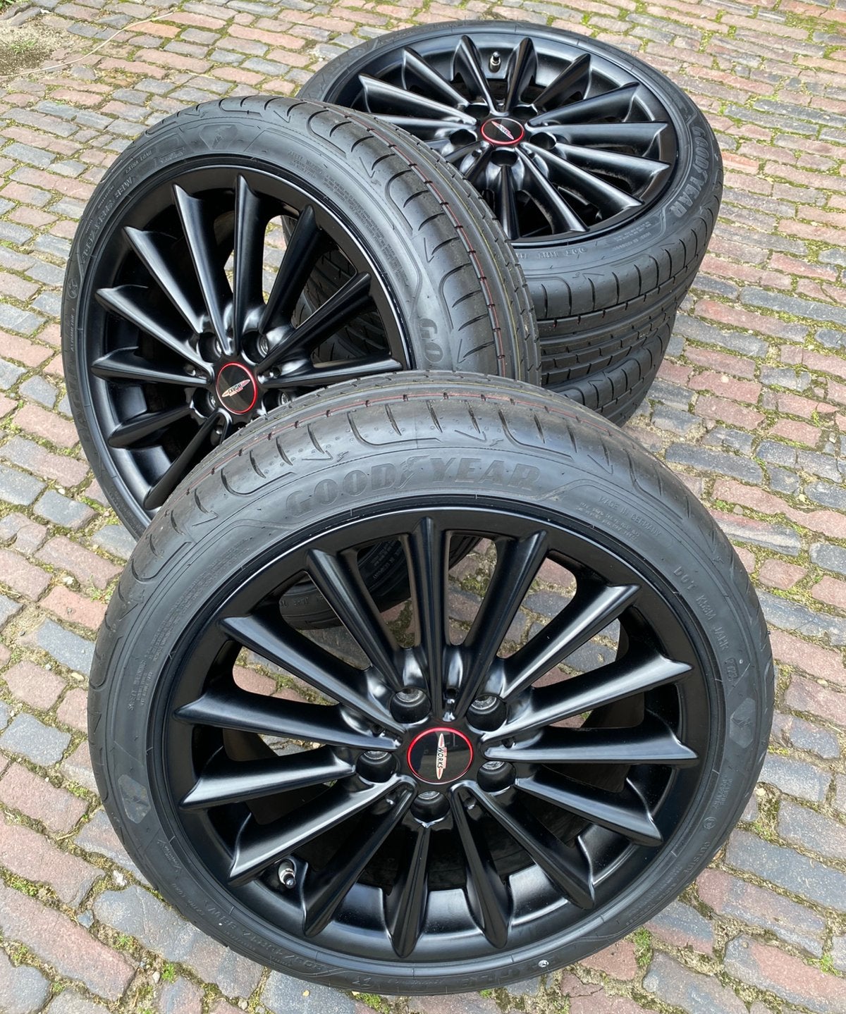 ALS NIEUWE 17” Mini F55 JCW 505 velgen + NIEUWE Goodyear, Auto-onderdelen, Banden en Velgen, Banden en Velgen, Nieuw, 17 inch
