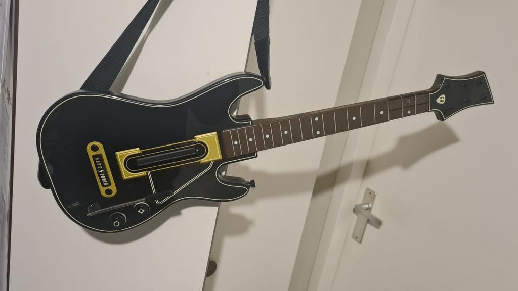 Guitar Hero gitaar te koop – PS3, Spelcomputers en Games, Spelcomputers | Sony PlayStation 3, Phat, Ophalen of Verzenden, Zo goed als nieuw