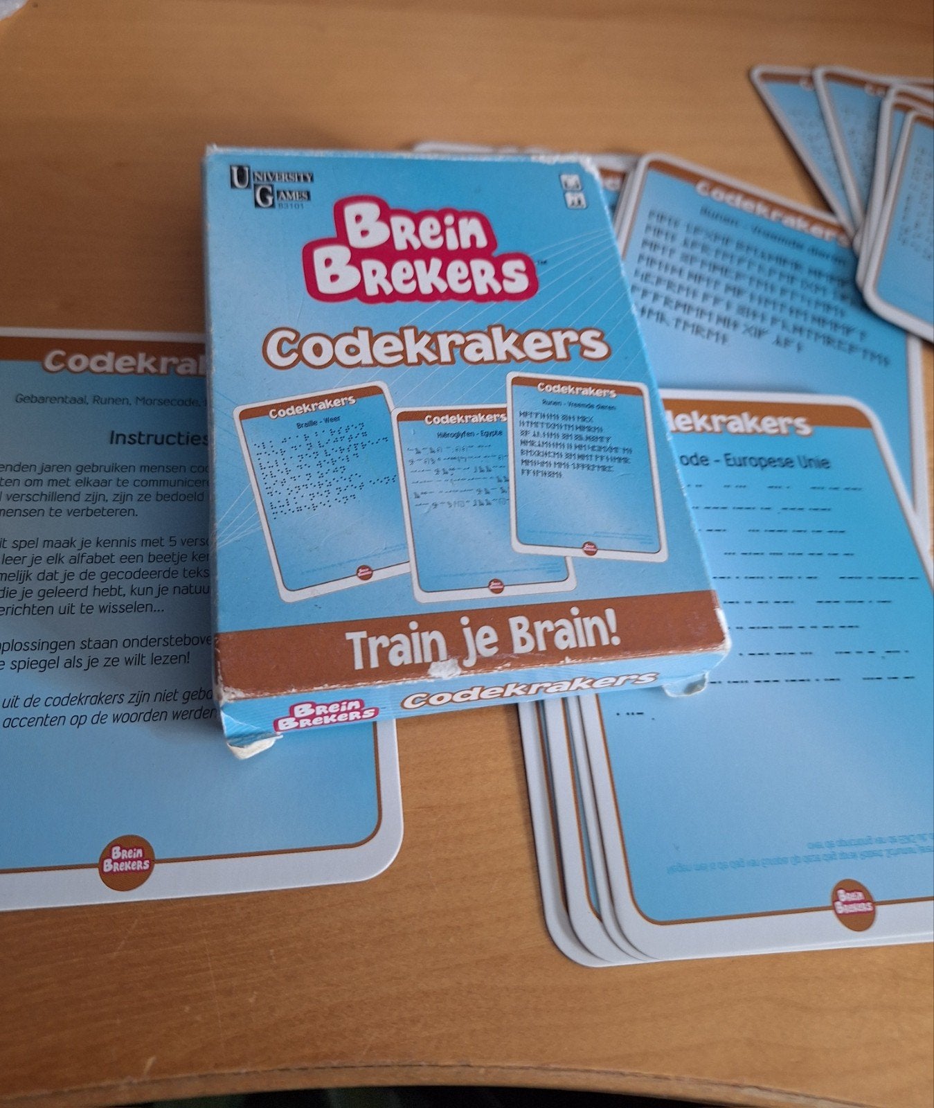 Codekrakers: Train je Brain! Spel met 5 codes, Een of twee spelers, Ophalen of Verzenden, Gebruikt, University Games