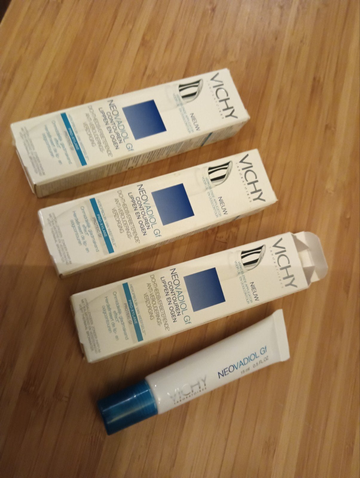 3x Vichy Neovadiol Gf Oog- en Lipcontouren, Ophalen of Verzenden, Nieuw, Ogen, Verzorging