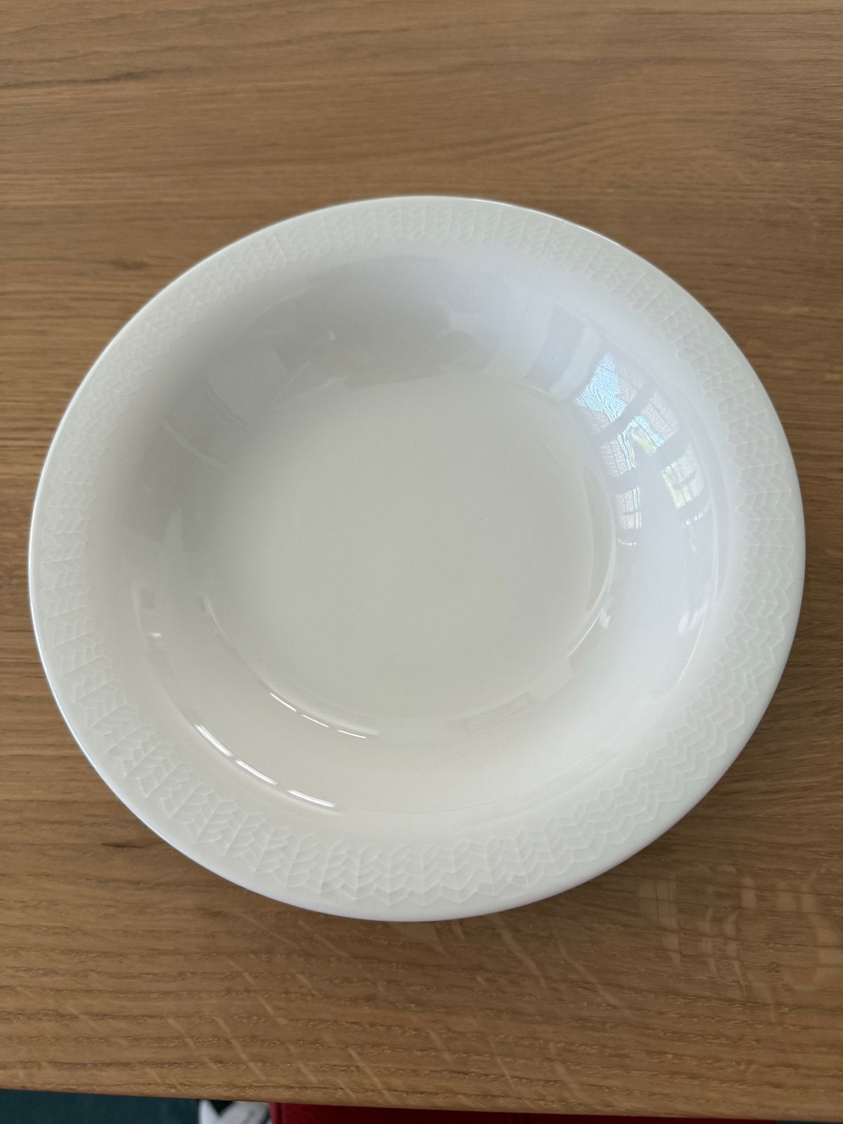 6x Iittala diep bord 21 cm wit, Overige merken, Keramiek, Ophalen of Verzenden, Zo goed als nieuw
