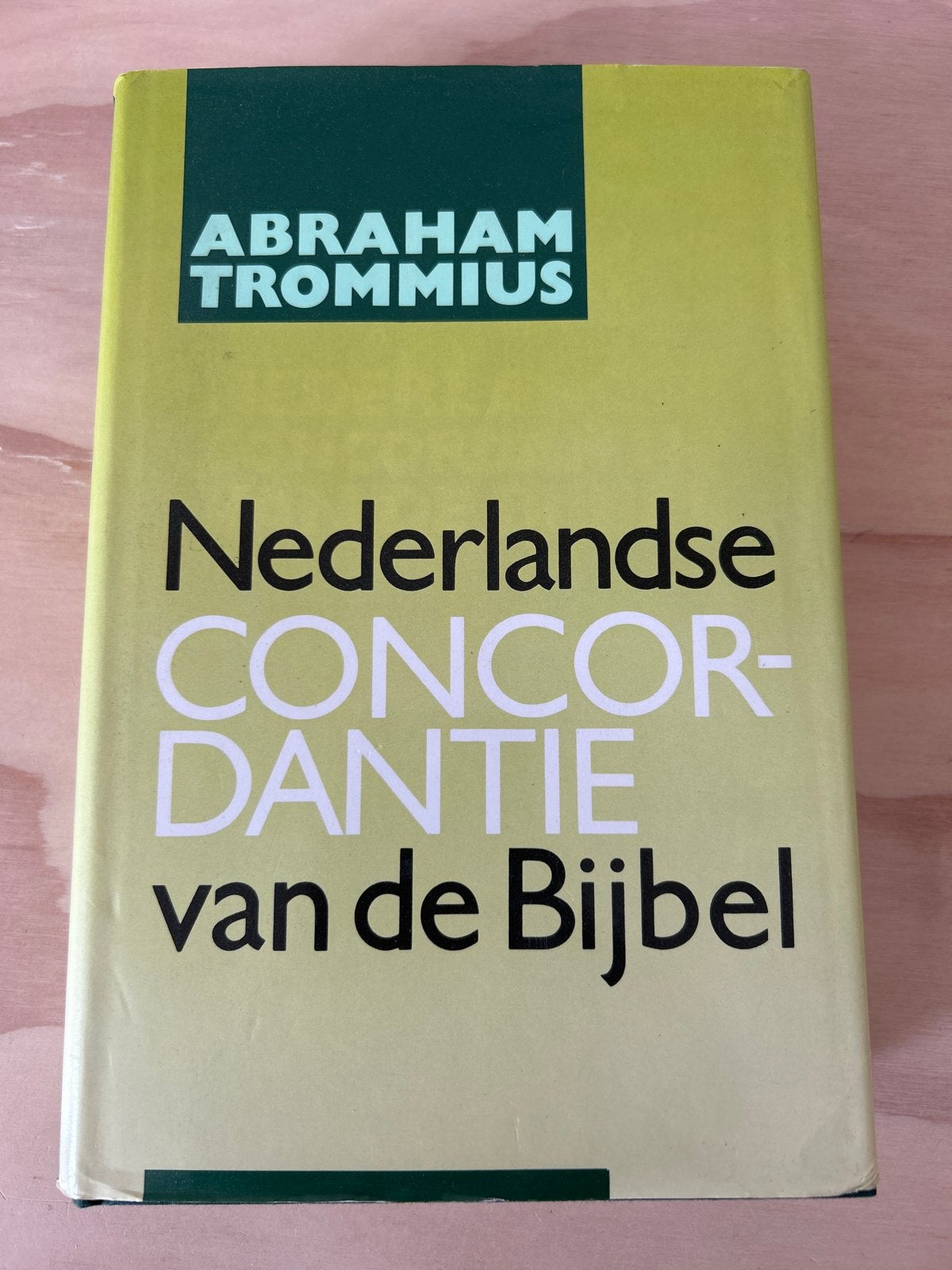 Nederlandse Concordantie van de Bijbel - Abraham Trommius, Boeken, Ophalen of Verzenden, Zo goed als nieuw, Christendom | Protestants
