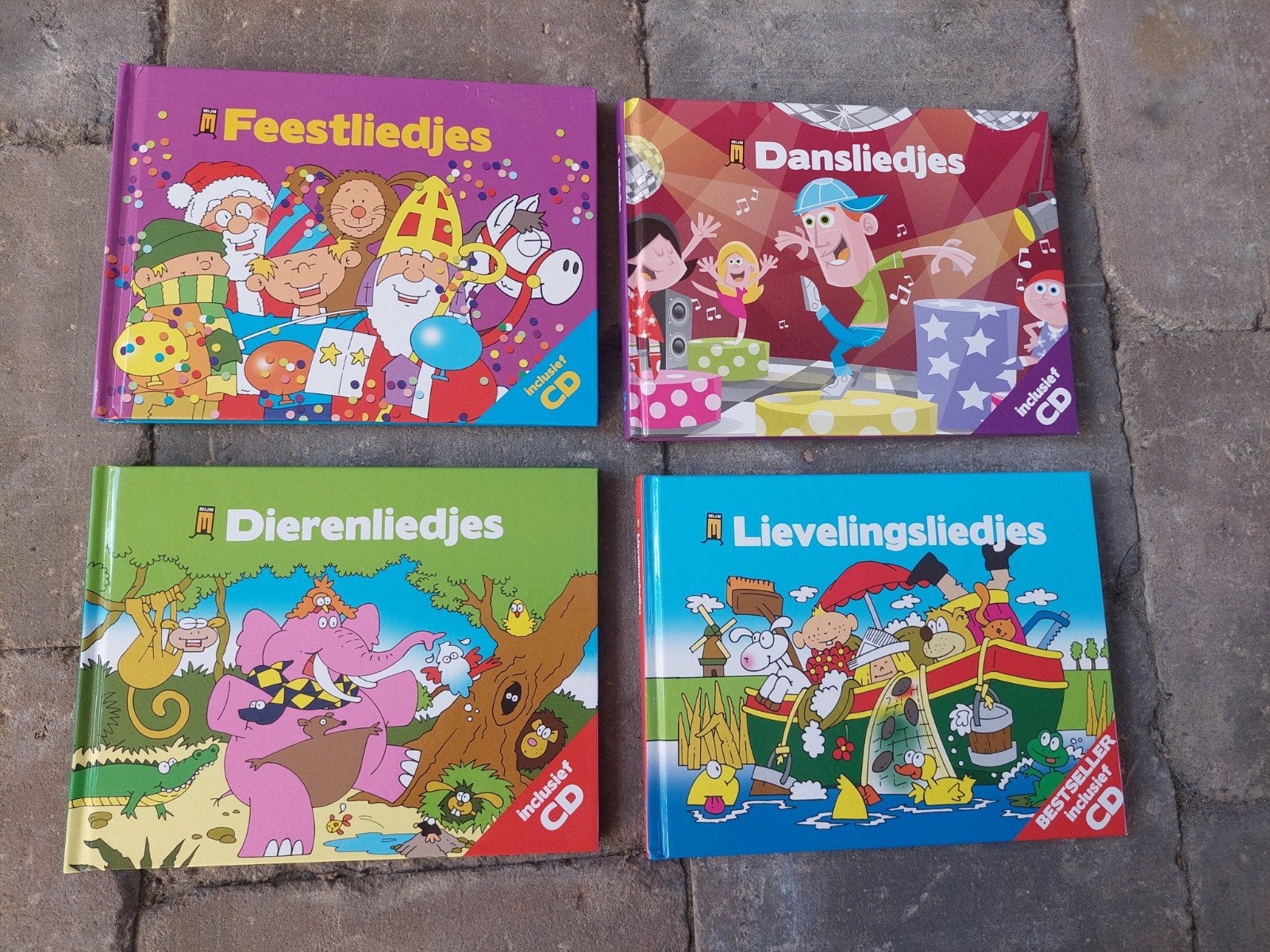 4 Kinderliedjesboeken met CD: Dieren, Feest, Liefde, Dans, Ophalen of Verzenden, Zo goed als nieuw, Diverse auteurs, 2 tot 3 jaar