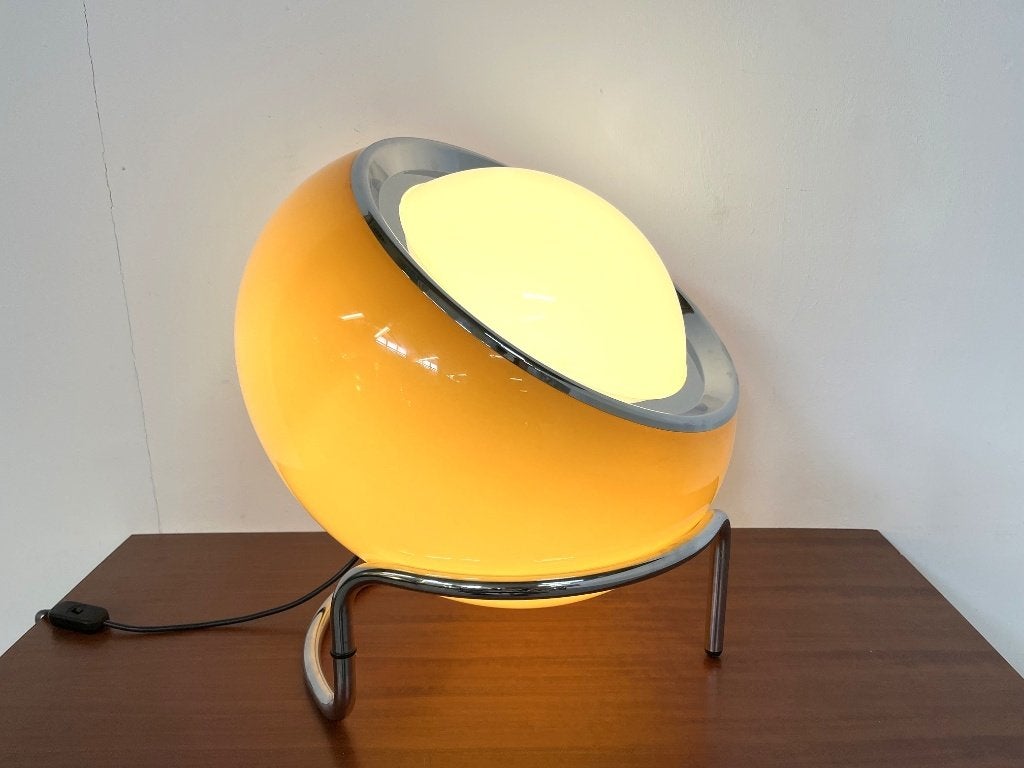 Space-age Clan design vloerlamp ,Harvey Guzzini, jaren 70., Ophalen, Gebruikt