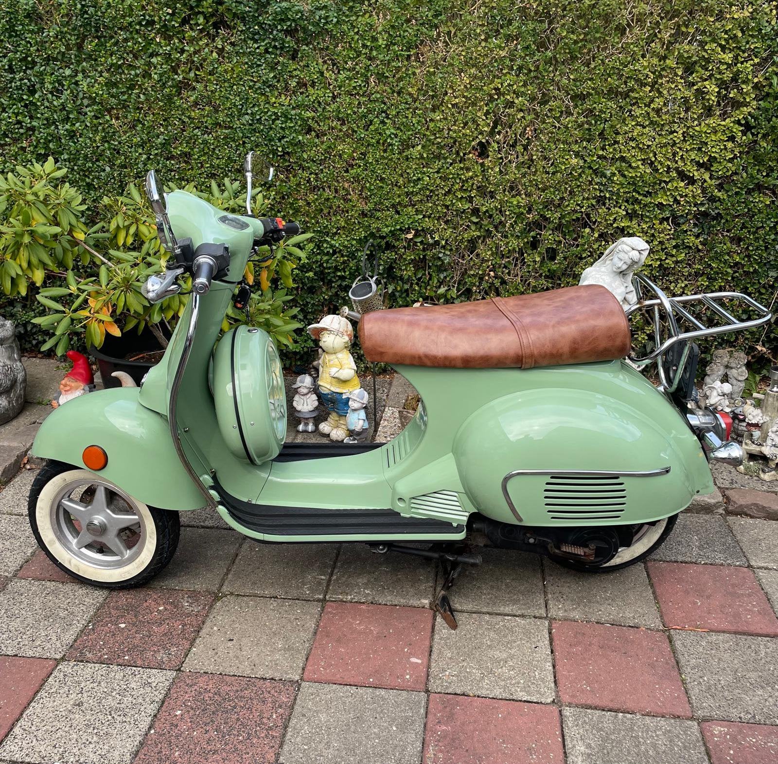 Jialing scooter, Ophalen, Benzine, 50 cc, Maximaal 25 km/u
