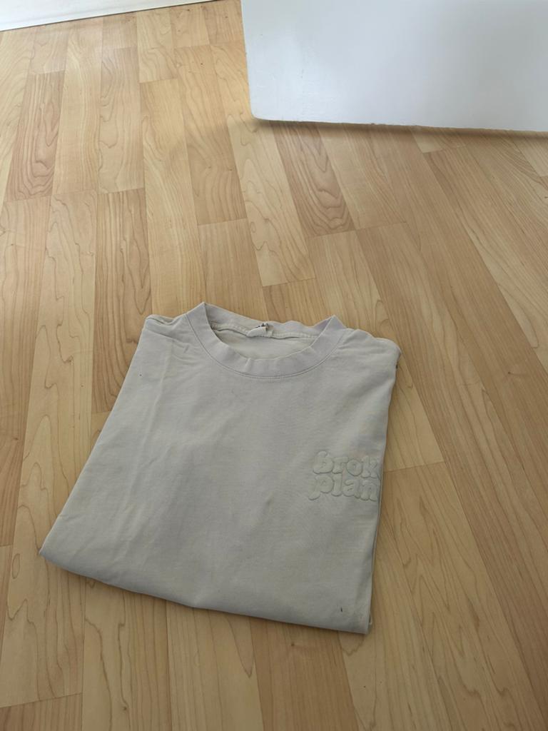 Broken planet shirt, Ophalen of Verzenden, Zo goed als nieuw, Maat 52/54 (L), Beige