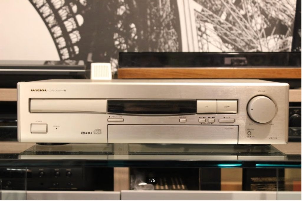 ONKYO cd speler RI, Geïntegreerde versterker, Ophalen of Verzenden, Zo goed als nieuw, Overige merken