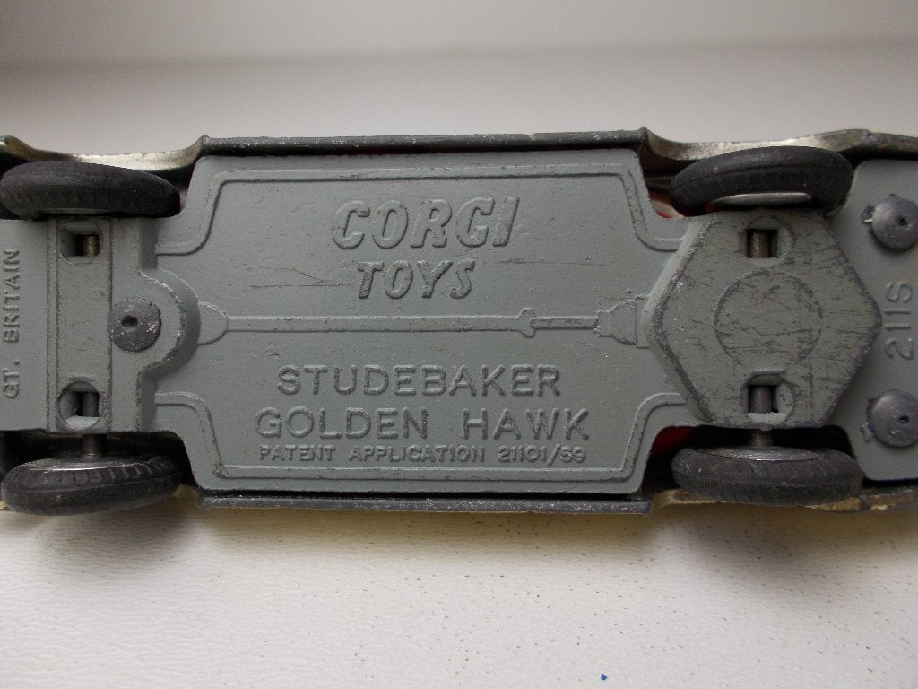 1960 Corgi Toys 211s STUDEBAKER GOLDEN HAWK (Gold plated), Ophalen of Verzenden, Gebruikt, Auto, Corgi