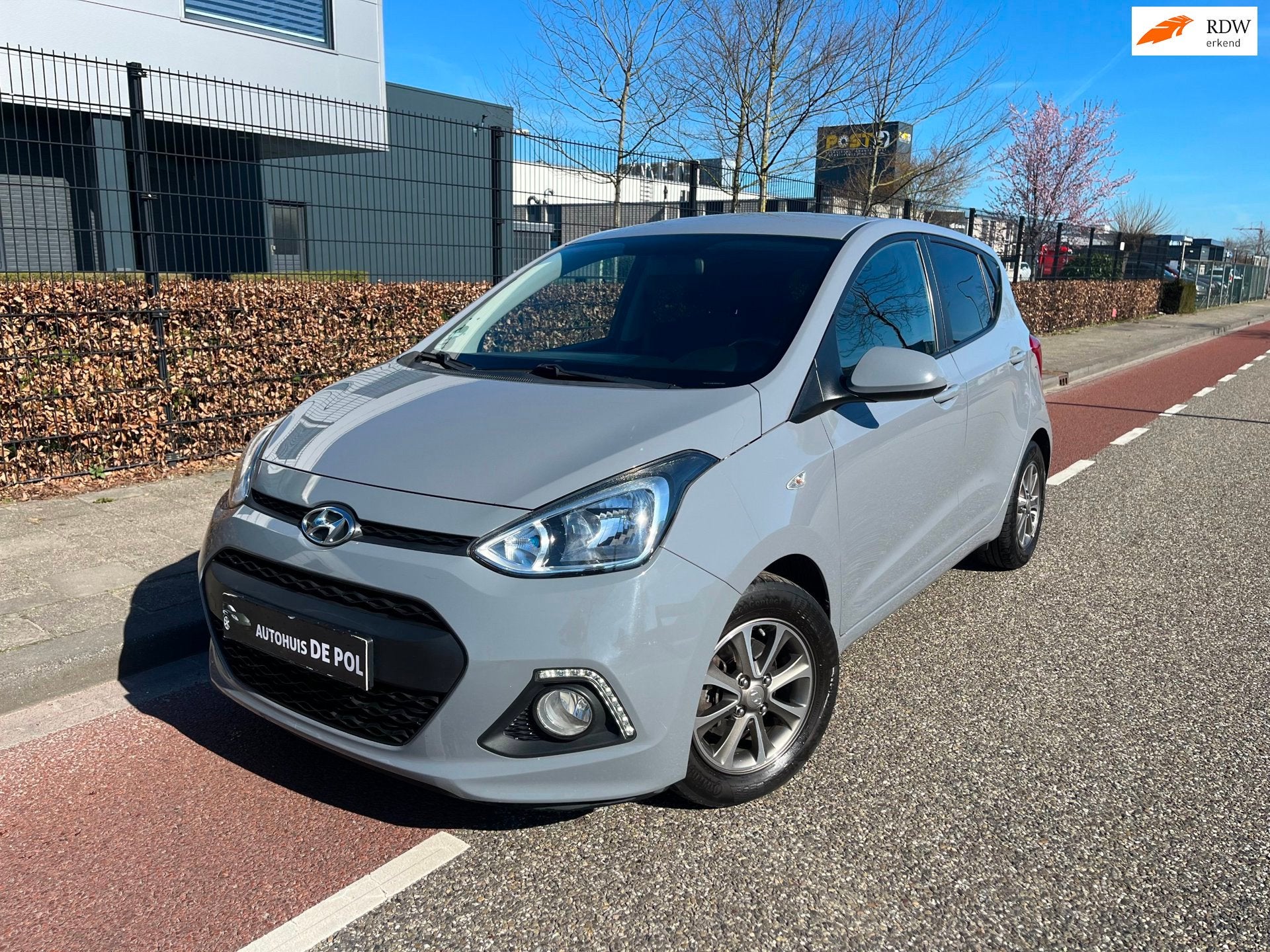 Hyundai I10 1.2i Cruise-Control Airco Bluetooth Stoelverwarm, Auto's, Voorwielaandrijving, Stof, Gebruikt, 4 cilinders