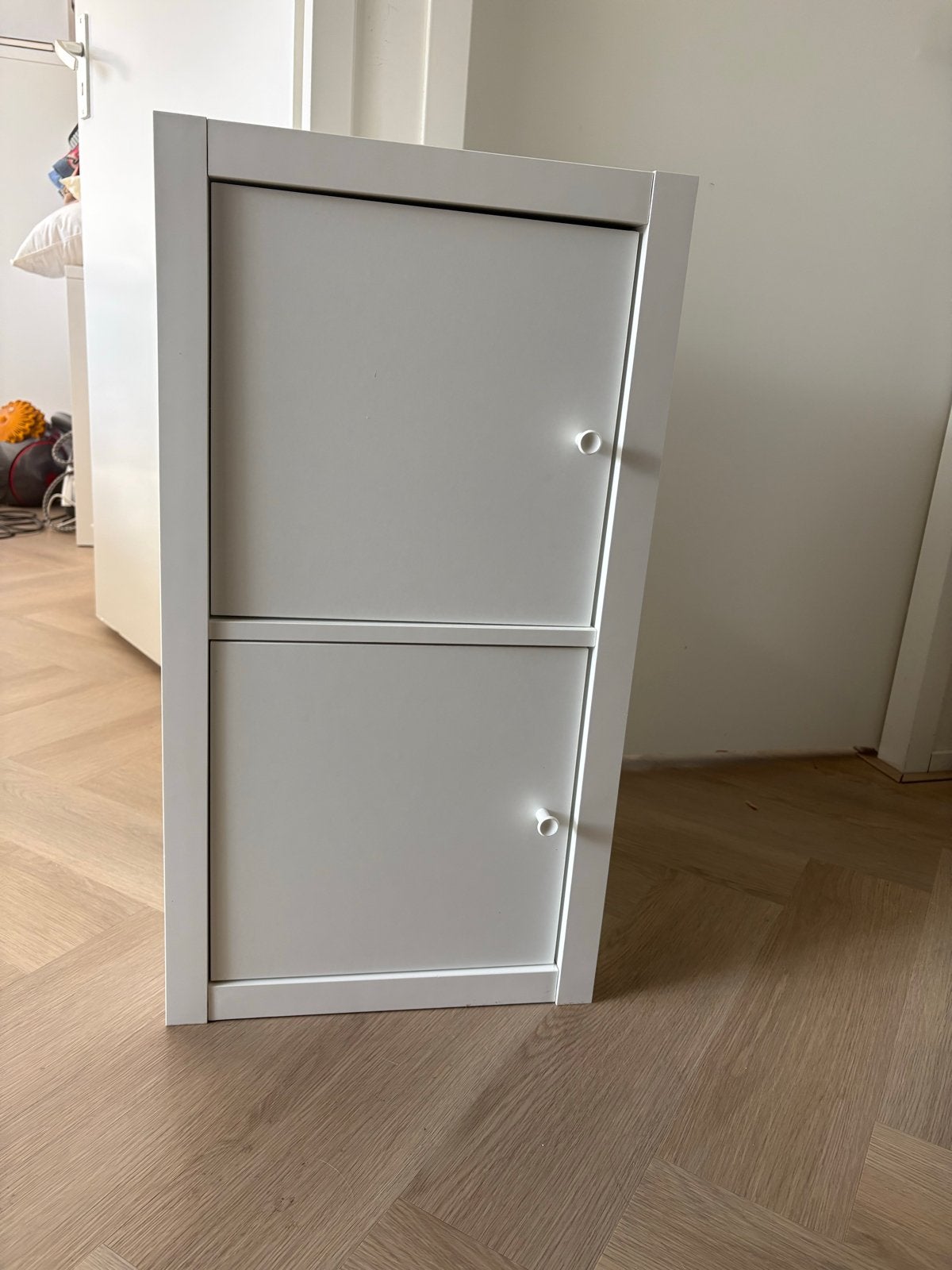 IKEA Kallax kast met 2 deuren - wit, Ophalen, Gebruikt