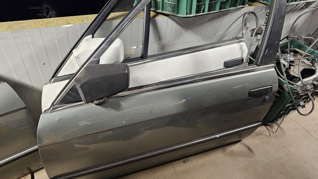 Deur portier linksvoor 2 drs. BMW 3 serie E30 type 1 4151810, Gebruikt, -, Deur, Ophalen of Verzenden