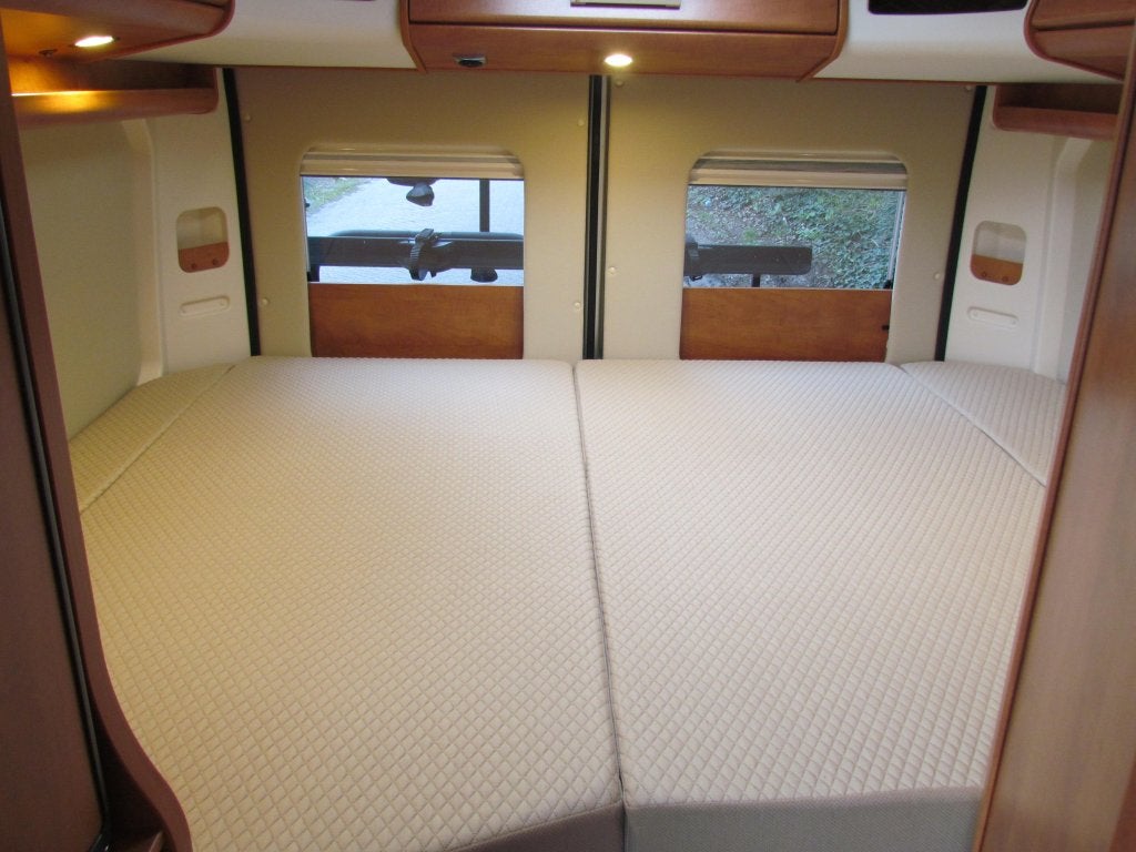 Malibu Van Comfort 600 DB Dwarsbed, Automaat, Caravans en Kamperen, Campers, Automaat, Buscamper of Camperbus, Malibu, Fiat