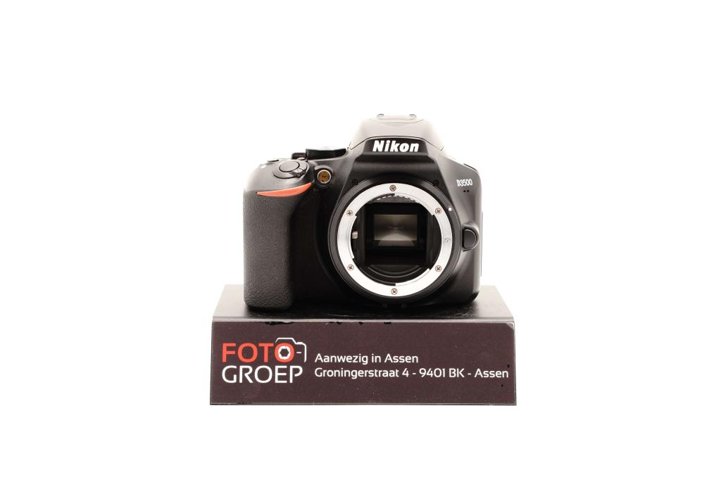 Nikon D3500 €249 (occasion - Assen), Audio, Tv en Foto, Fotocamera's Digitaal, Foto-Groep, Gebruikt, Luttekepoortstraat 26 3841 AX Harderwijk