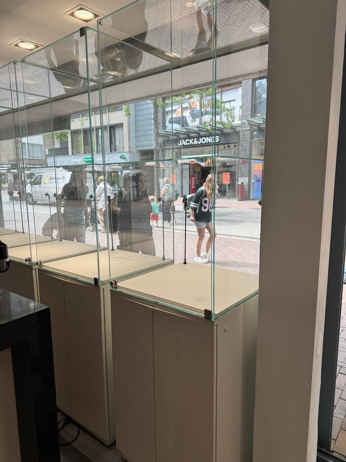 Glazen Vitrinekast met Onderkast - Ideaal voor Winkel, Ophalen