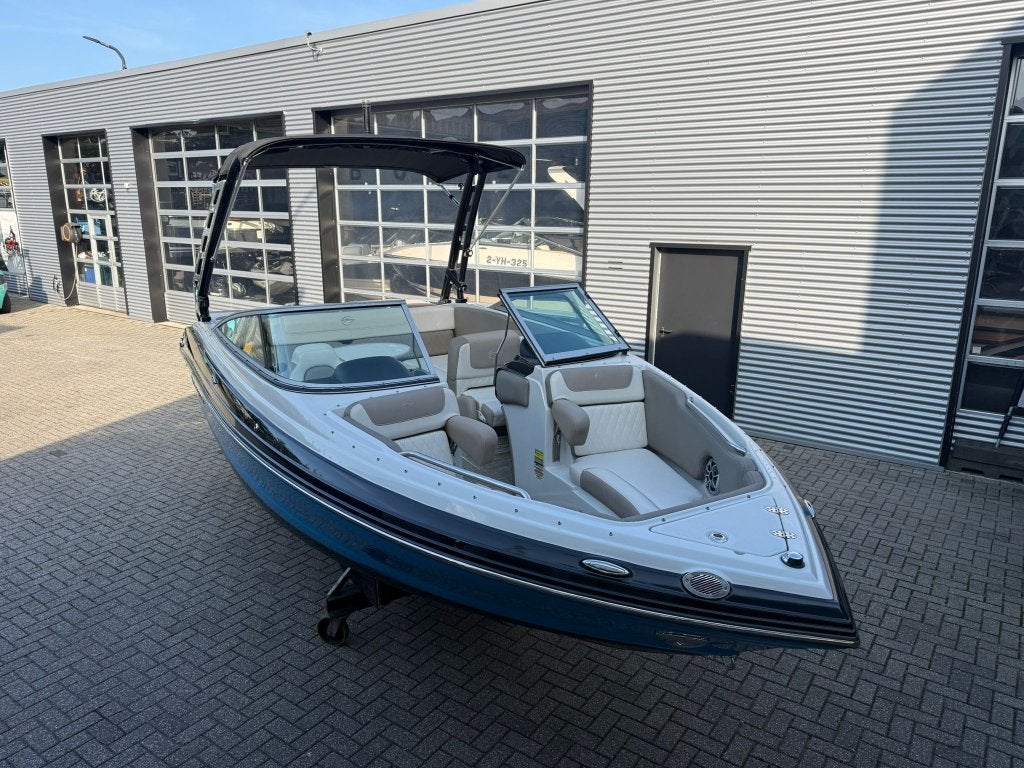Crownline 225 SS, Watersport en Boten, Speedboten, 3 m, Overige merken, Gebruikt, Binnenboordmotor