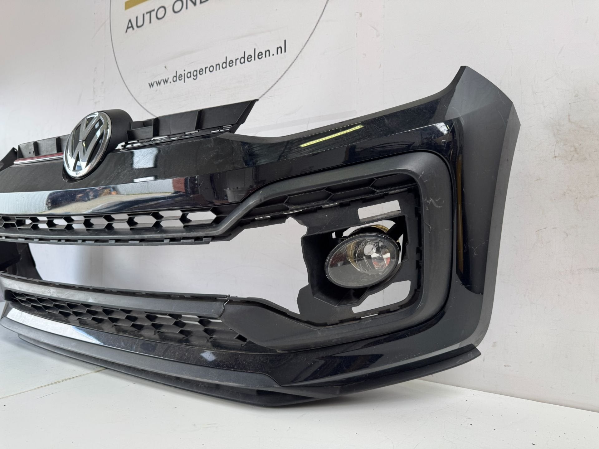 VW 1S0 UP GTI FACELIFT VOORBUMPER BUMPER 1S0807221H 2016-, Gebruikt, Volkswagen AG, Bumper, Berliner Ring 2
38440  Wolfsburg, DE