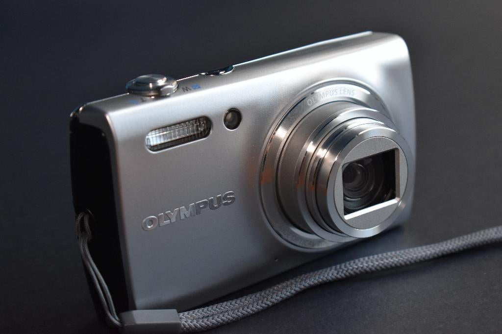 Olympus VH-510 Compact Digital Camera 12.0MP , 8Camera Retro, Audio, Tv en Foto, Fotocamera's Digitaal, Ophalen of Verzenden, Zo goed als nieuw