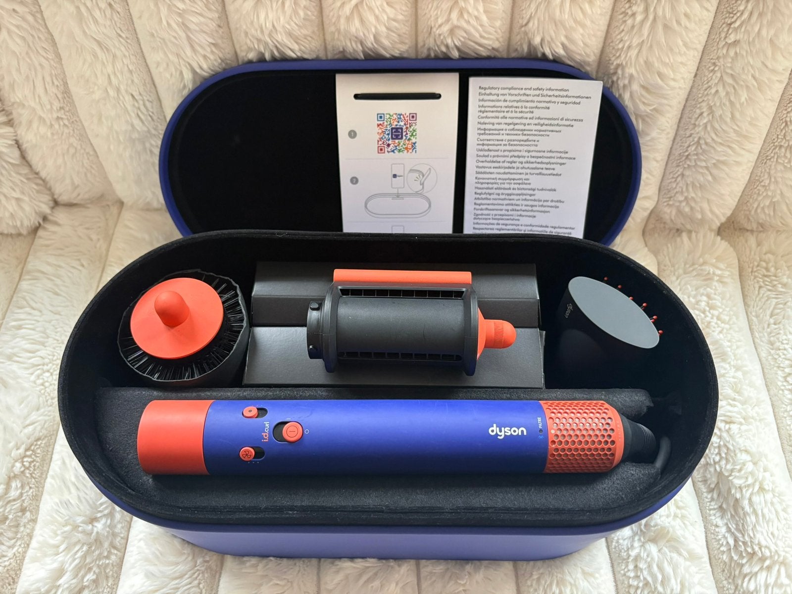 Dyson airwrap i.d. Als nieuw!, Ophalen of Verzenden, Zo goed als nieuw, Föhn of Haardroger
