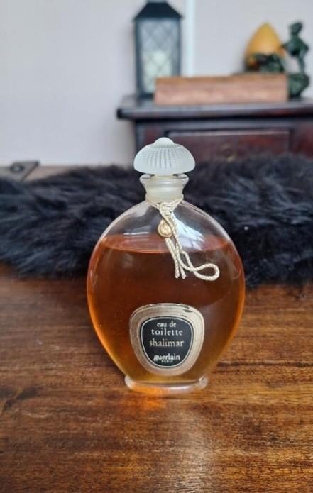 Guerlain Shalimar Edt 100ml / Vintage, Verzamelen, Parfumverzamelingen, Verzenden, Zo goed als nieuw, Parfumfles