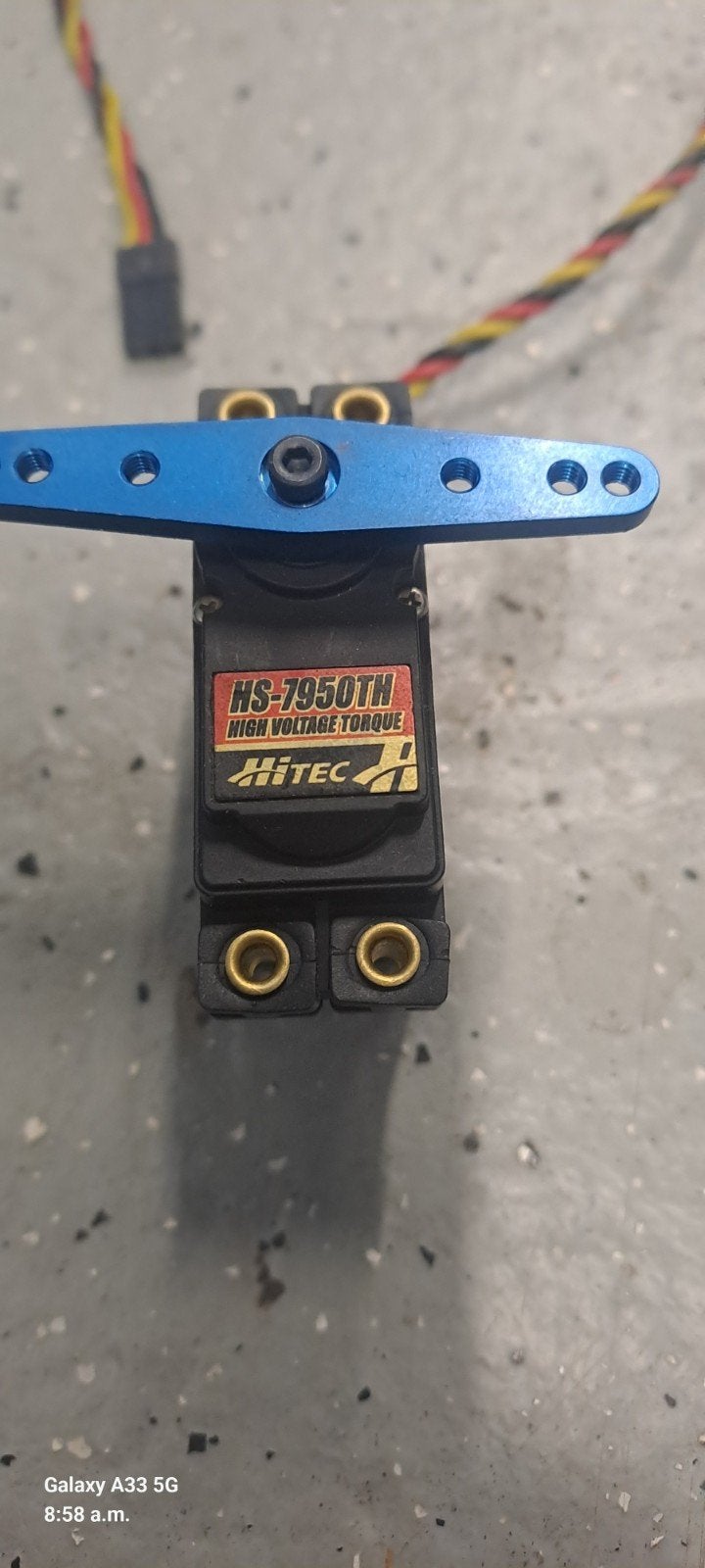 hitec hs-7950 th servo z.g.a.n nieuw rond de 100 euro, Ophalen of Verzenden