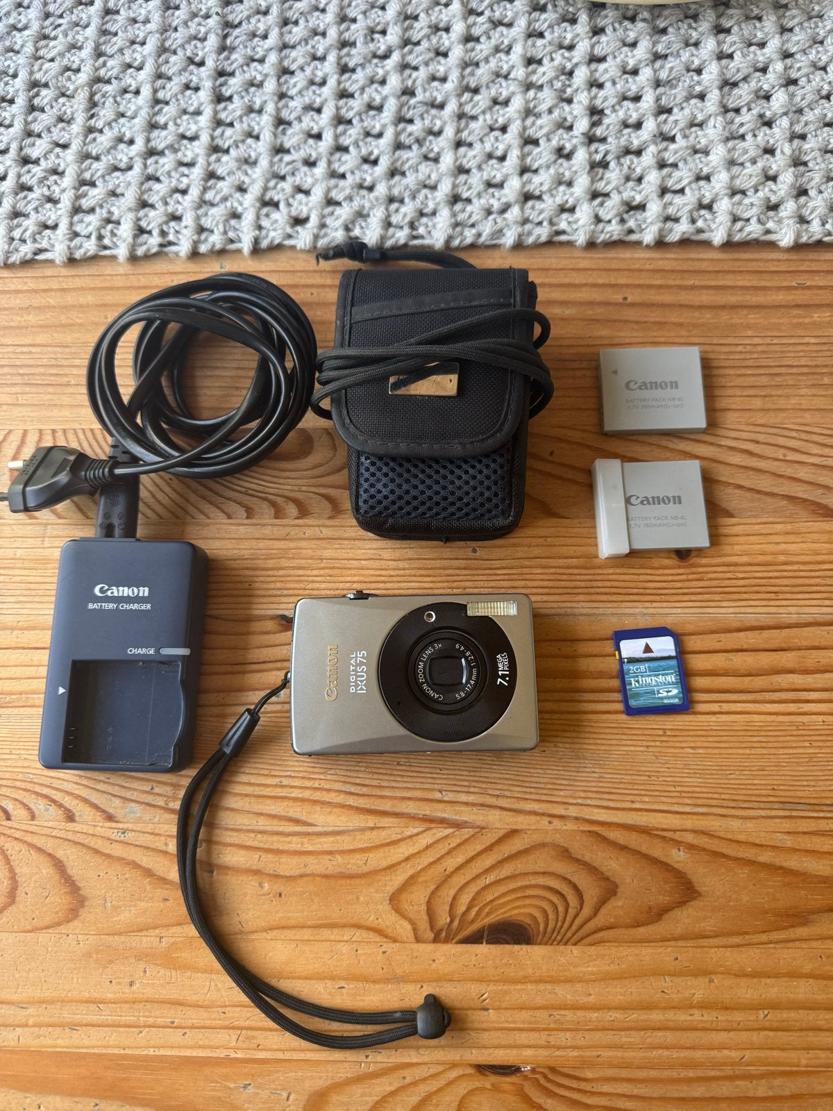 Canon Digital IXUS 75 Compact Camera - 7.1MP, 3x Zoom, Ophalen, Gebruikt, Canon, Oplader