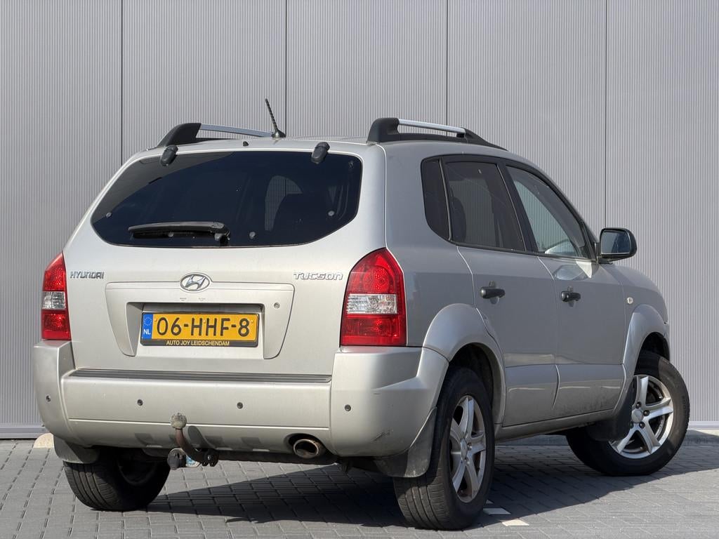 Hyundai Tucson 2.0i Dynamic | Nieuw binnen | Airco | Cruise, Auto's, Hyundai, Stof, Gebruikt, Zwart, 4 cilinders