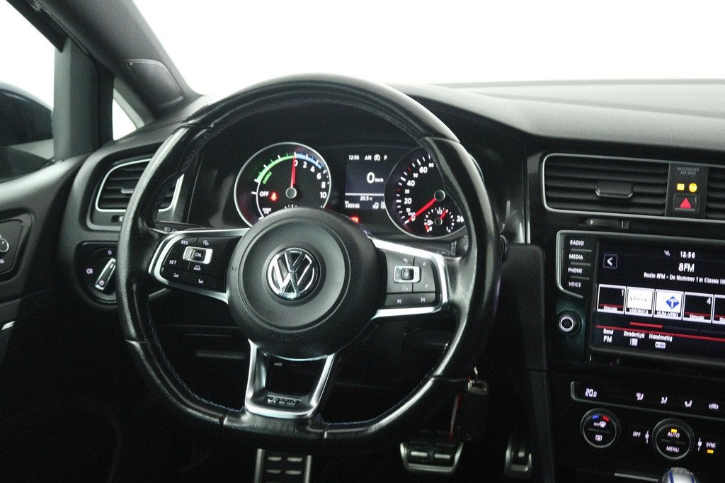 Volkswagen Golf 1.4 TSI GTE (TREKHAAK, NAVIGATIE, CARPLAY, C, Auto's, Volkswagen, 8 kWh, Stof, Gebruikt, 4 cilinders