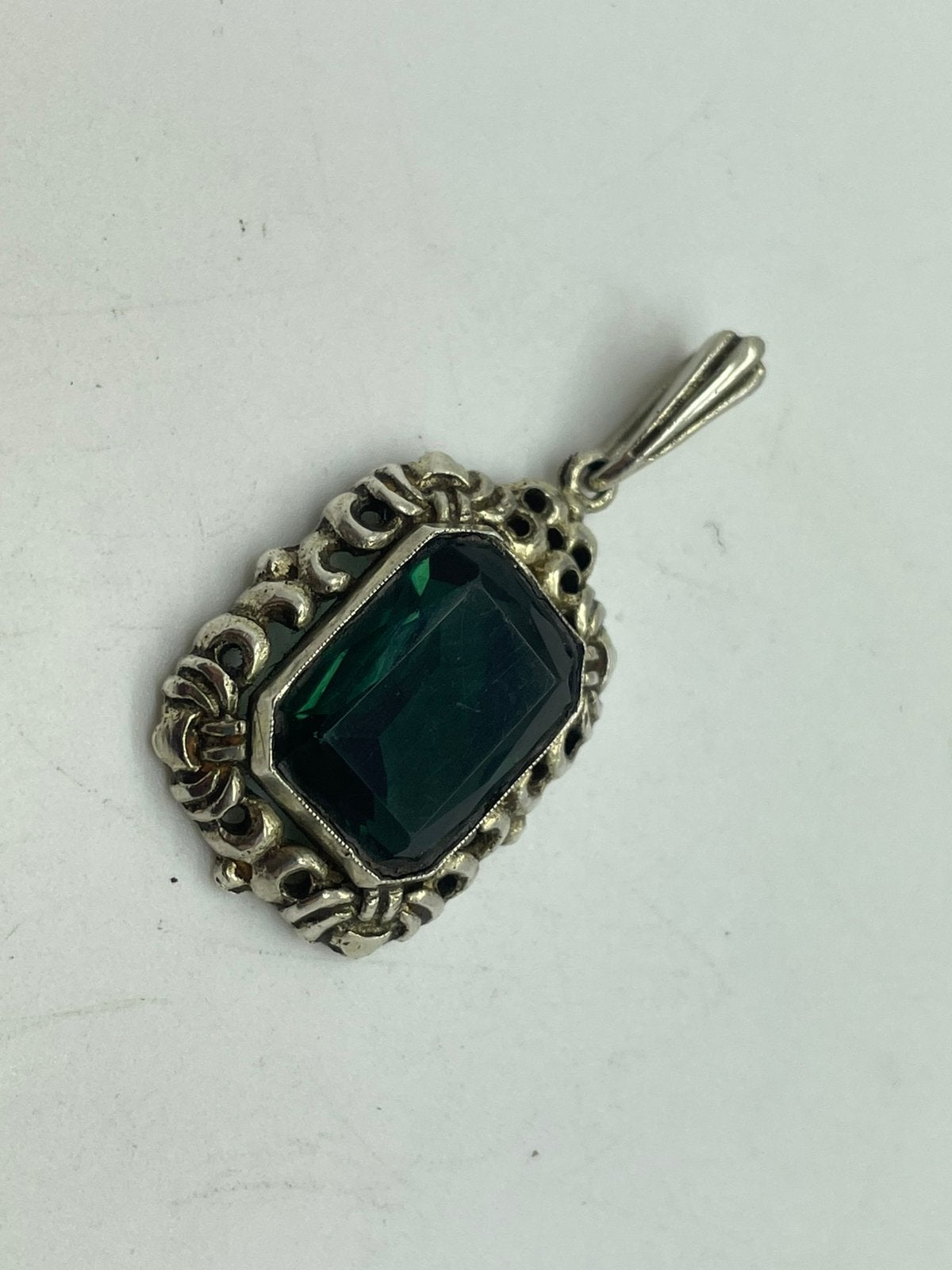F516 Prachtige zilveren art deco hanger, Ophalen of Verzenden, Zilver, Hanger