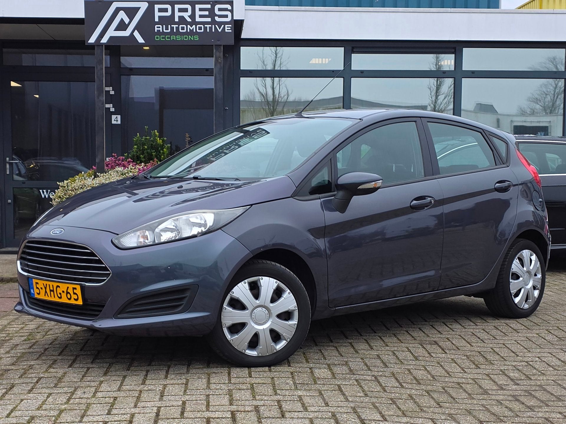 Ford Fiesta 1.0 Style |AIRCO|CRUISE|NAVI|ELEKTR RAMEN|CDV, Euro 5, Stof, 525 kg, 23 km/l