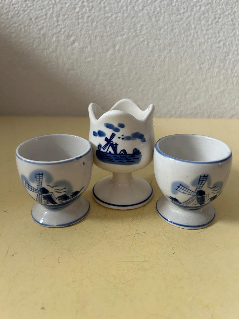 3 Royal Delfts Blauw eierdopjes, Huis en Inrichting, Keuken | Servies, Overige typen, Ophalen of Verzenden, Zo goed als nieuw