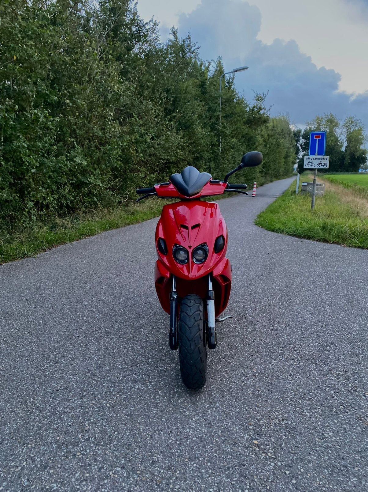 Malaguti phantom f12r (2t) 50cc malossi snel, Ophalen, Zo goed als nieuw